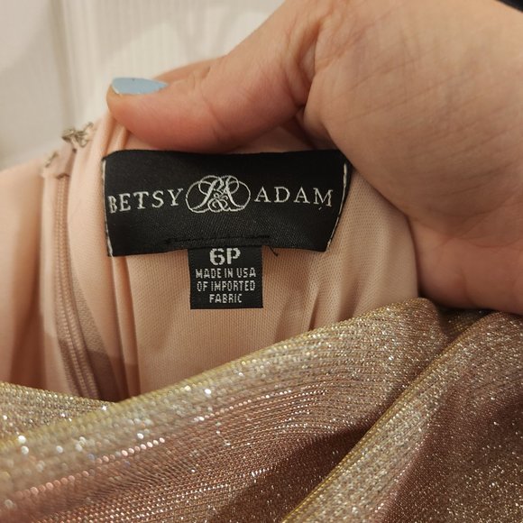 Cape Sleeve Trumpet Gown - Picture 4 of 6